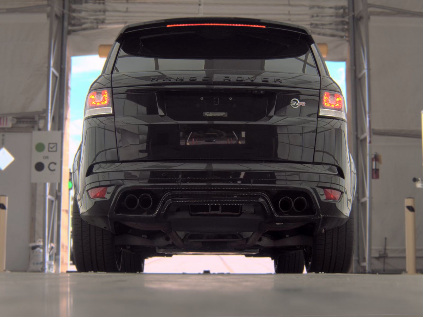 2017 Land Rover Range Rover Sport SVR AWD
