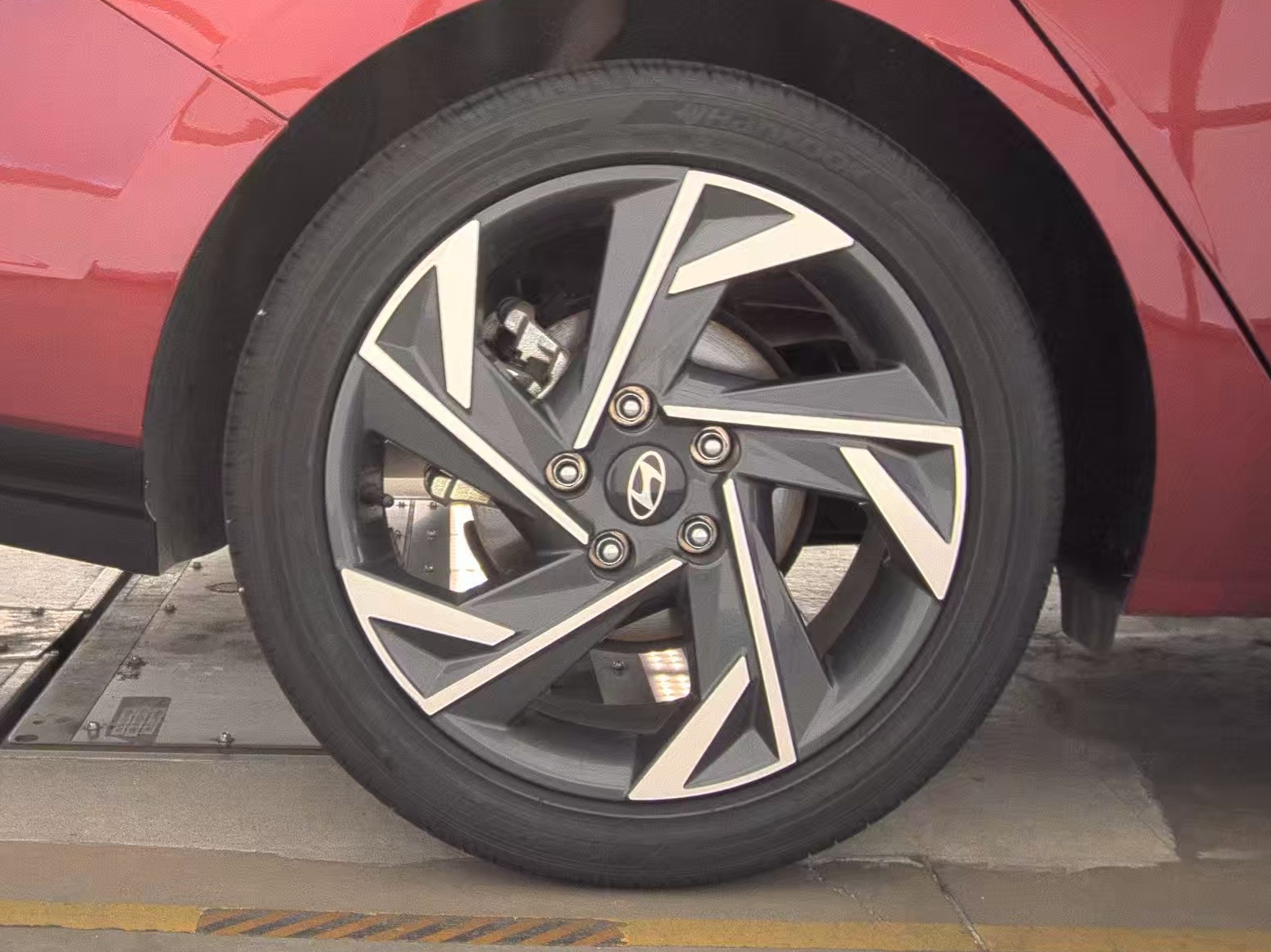 2025 Hyundai Elantra SEL Convenience FWD