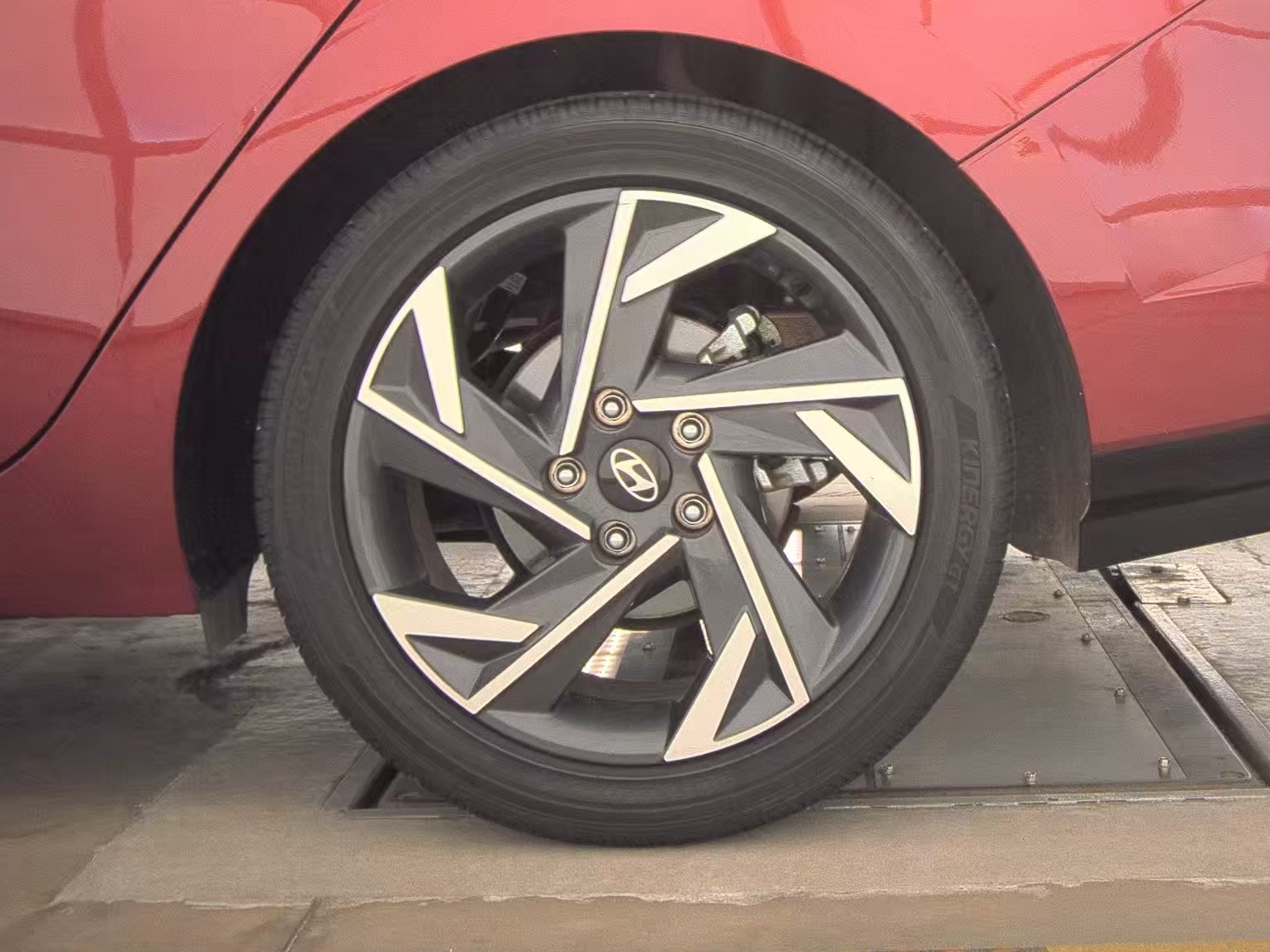 2025 Hyundai Elantra SEL Convenience FWD
