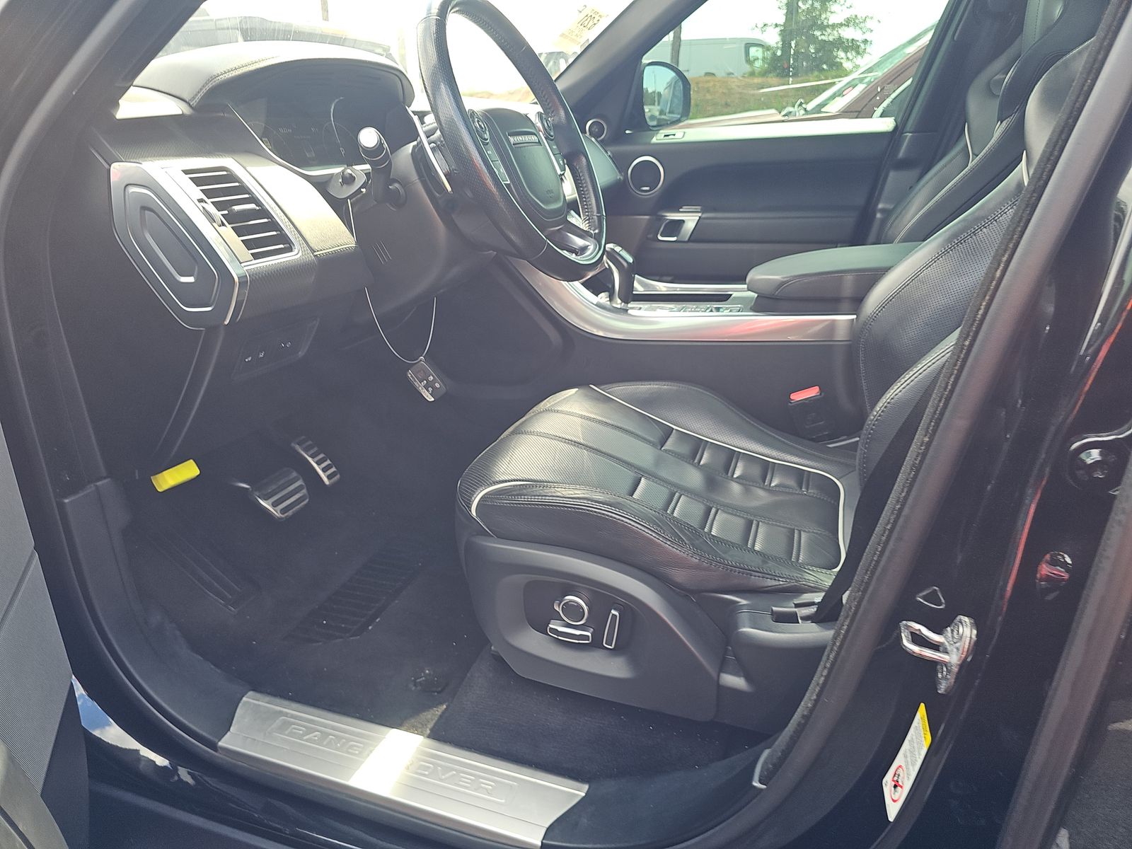 2017 Land Rover Range Rover Sport SVR AWD