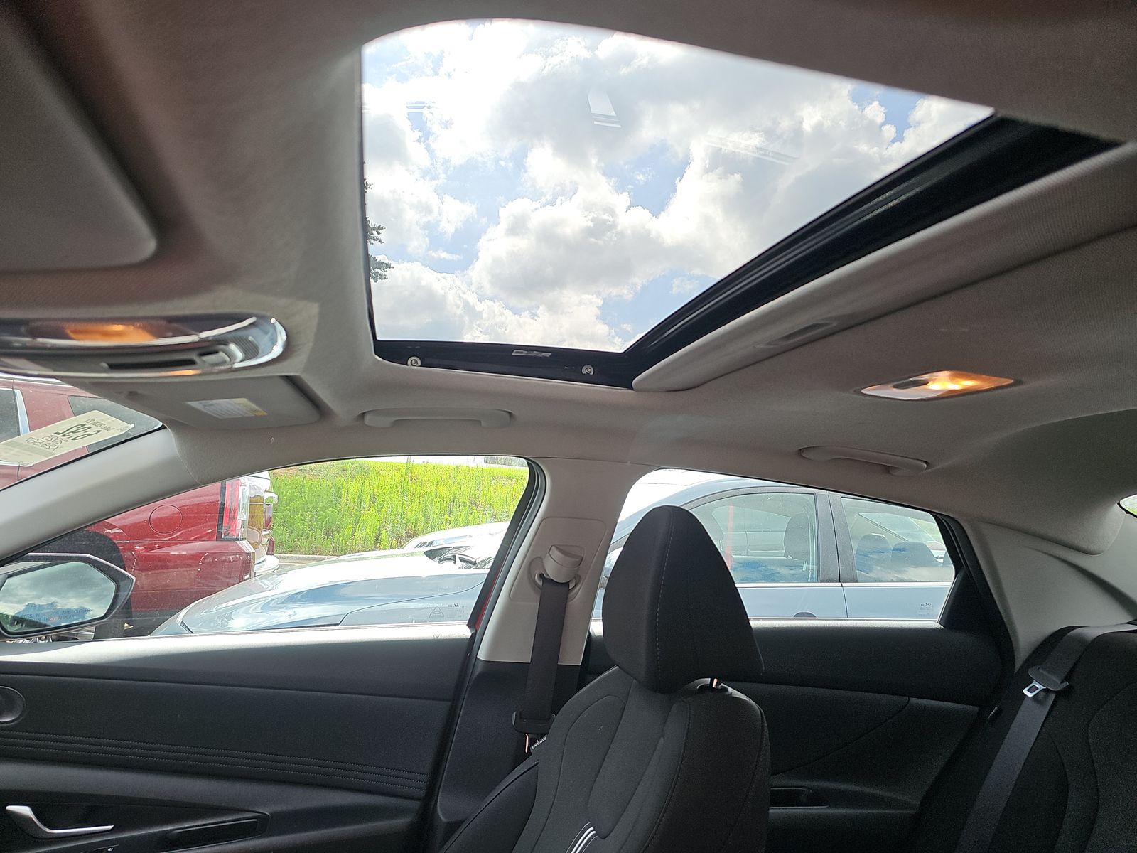 2025 Hyundai Elantra SEL Convenience FWD