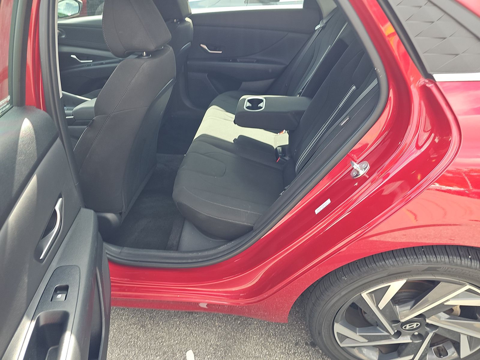 2025 Hyundai Elantra SEL Convenience FWD