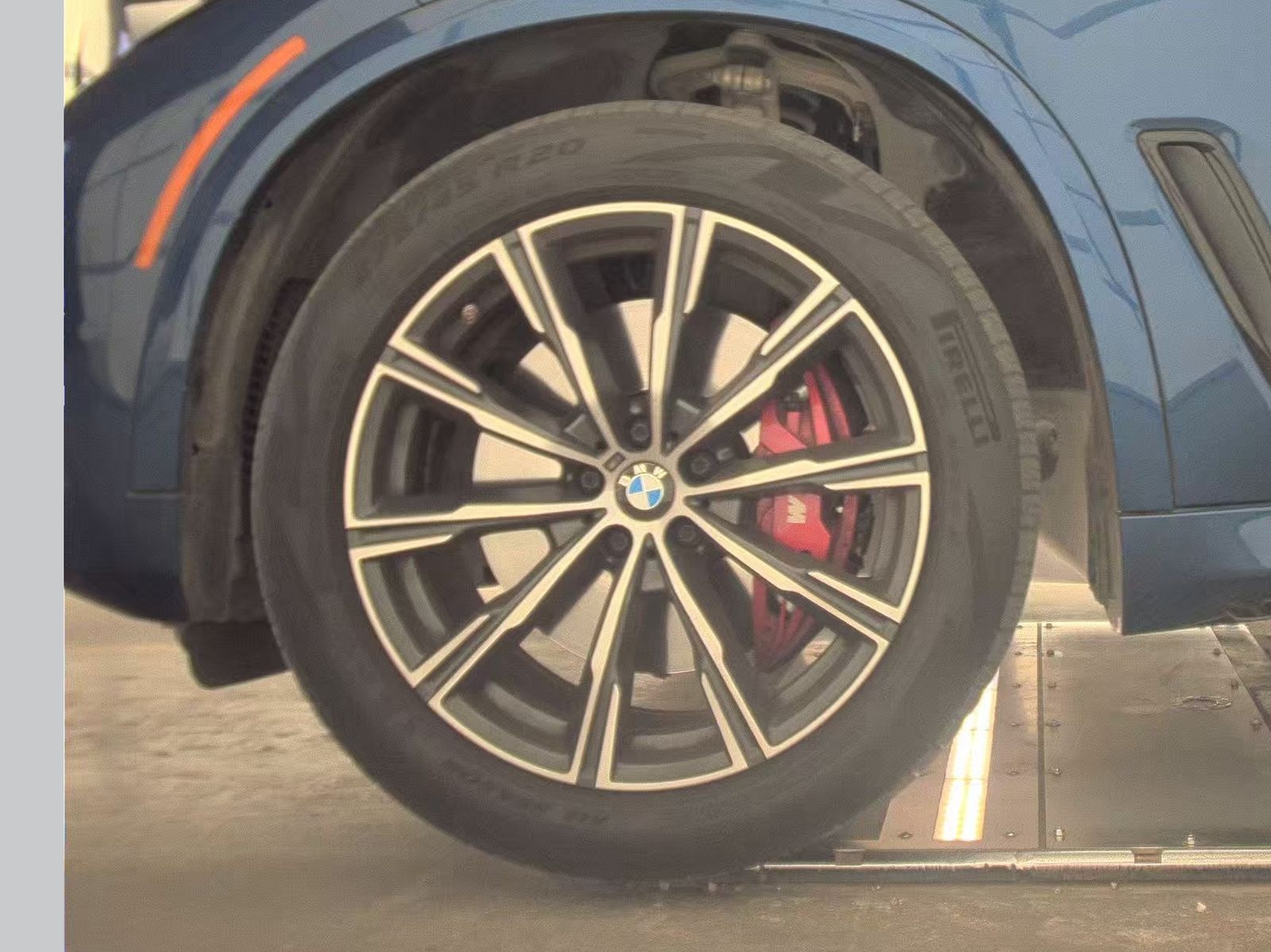 2022 BMW X5 xDrive40i AWD