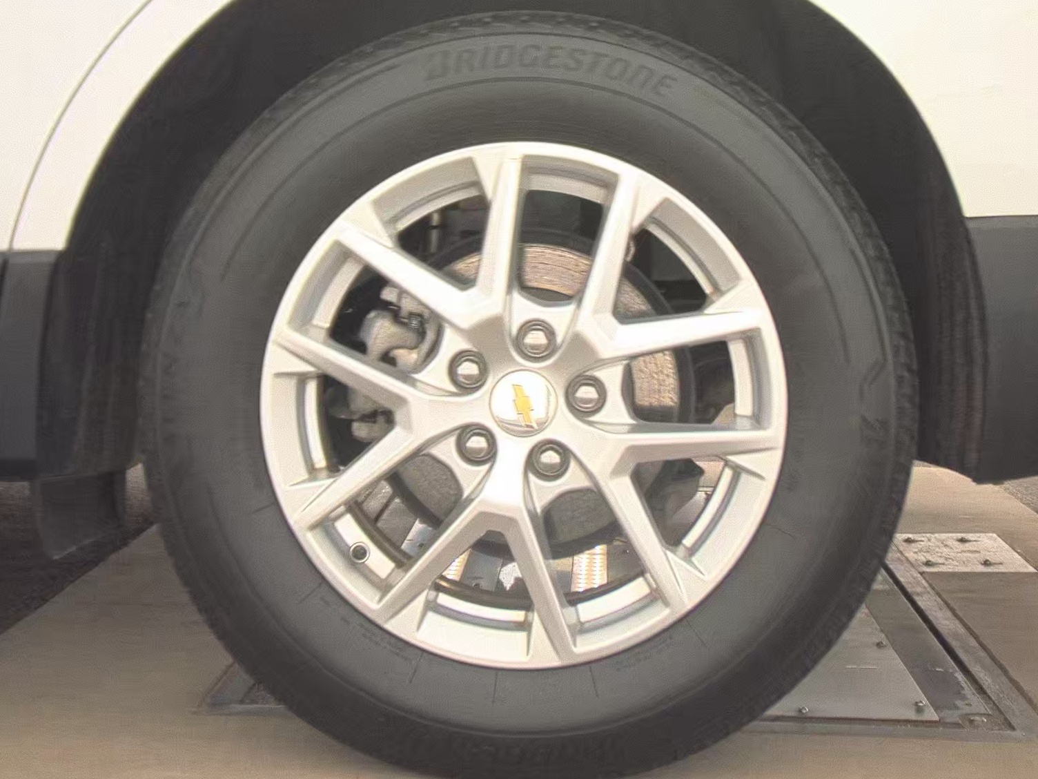 2023 Chevrolet Equinox LS AWD