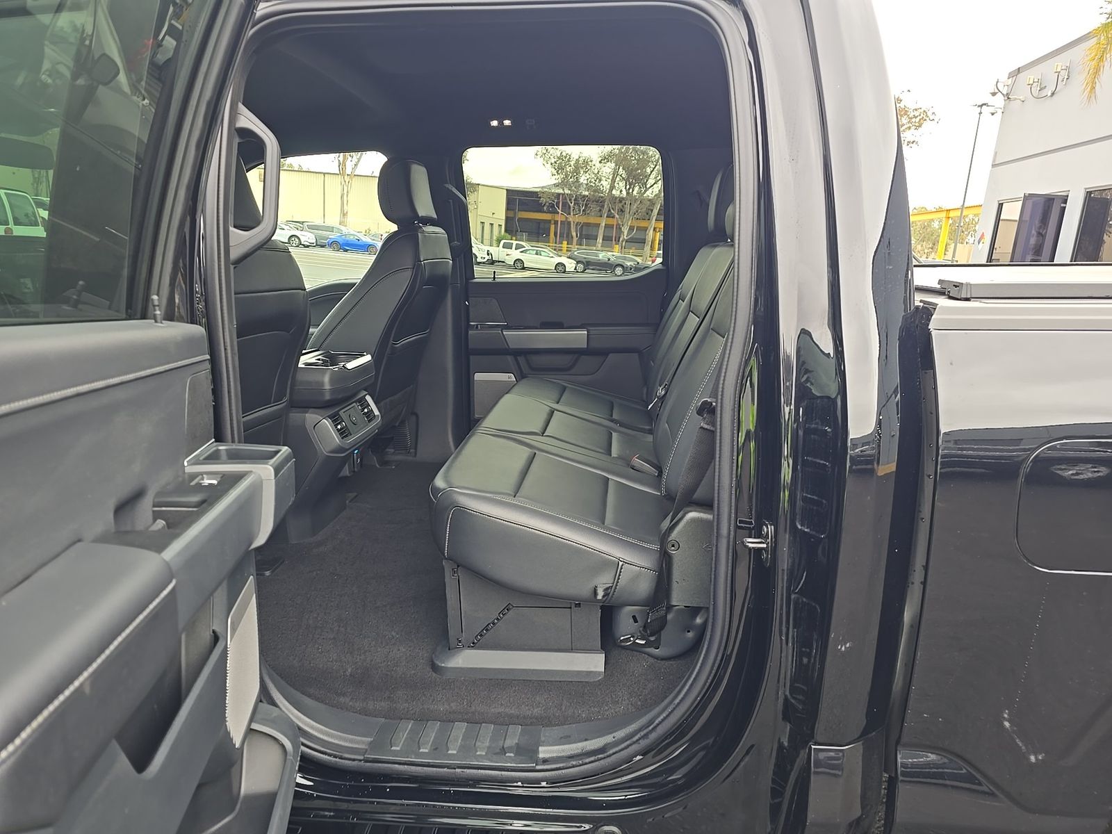 2025 Ford F-150 XLT AWD