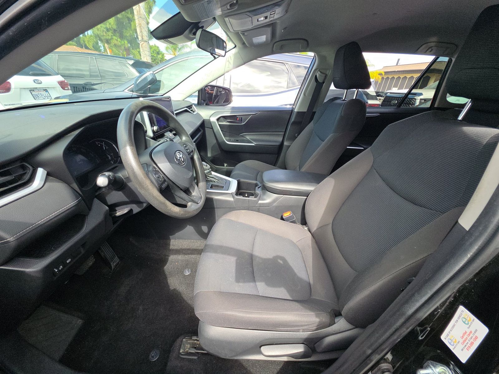 2024 Toyota RAV4 LE FWD