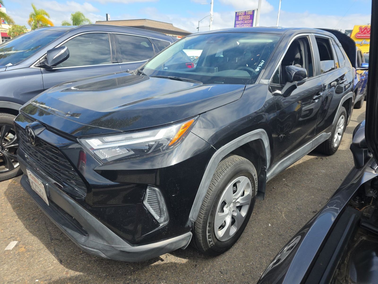 2024 Toyota RAV4 LE FWD