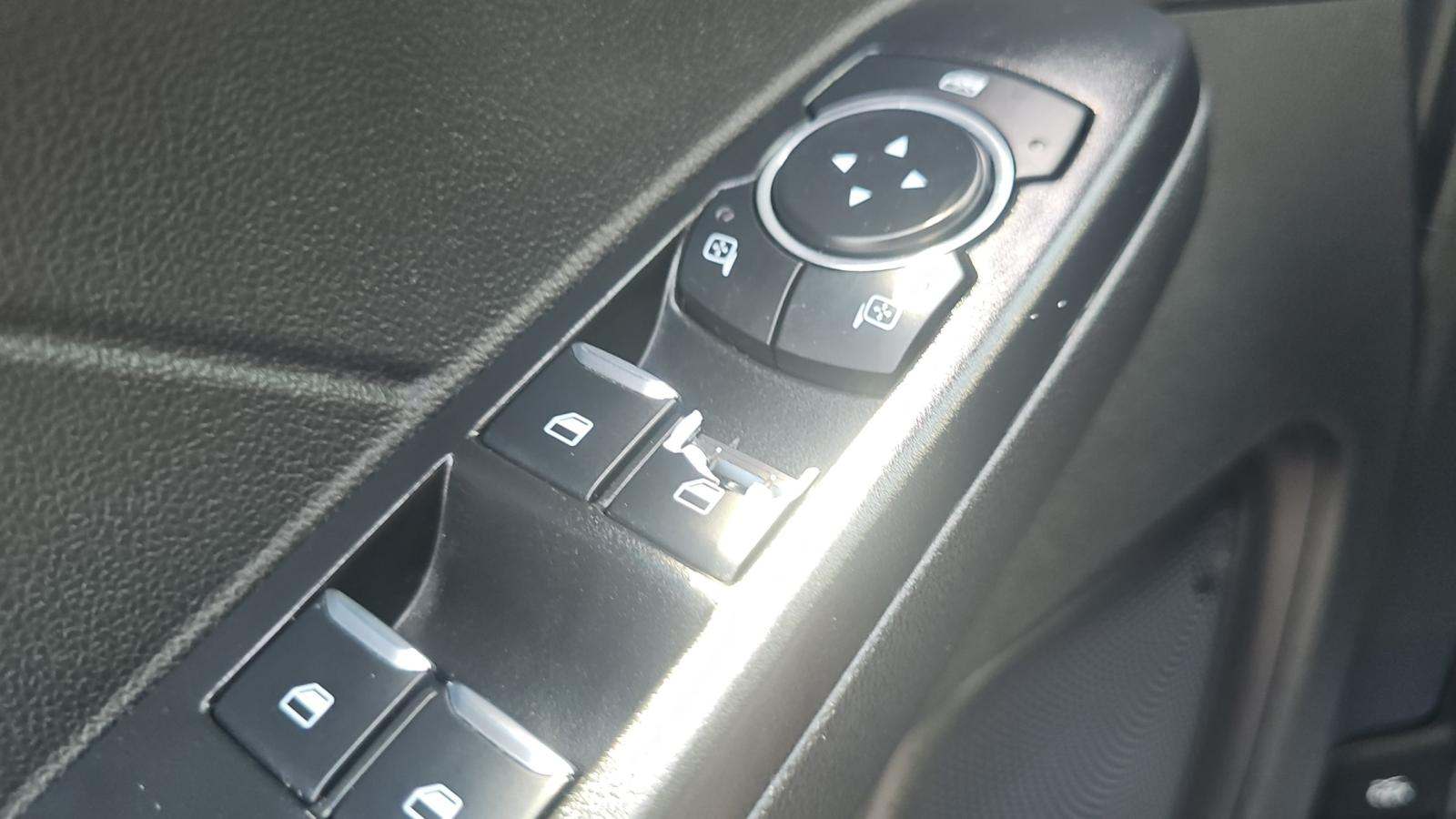 2025 Ford Escape ST-Line Select AWD