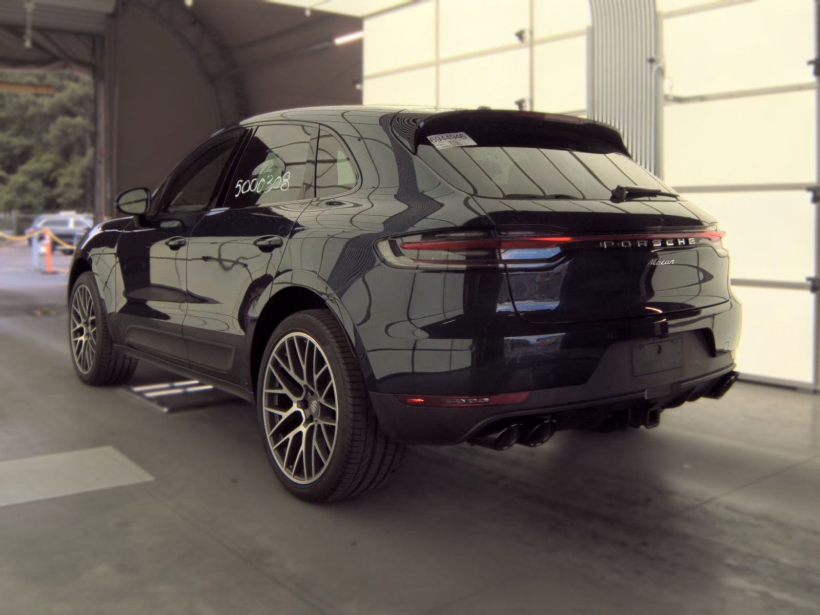 2020 Porsche Macan Base AWD