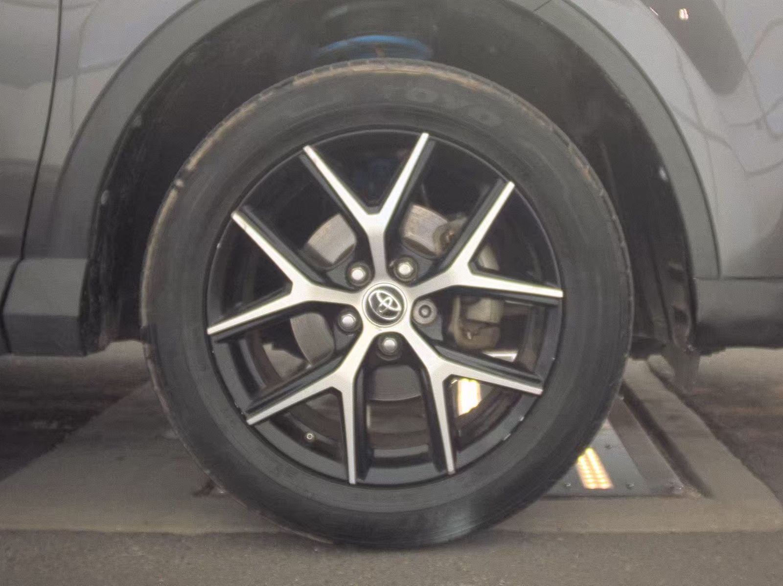 2016 Toyota RAV4 SE FWD