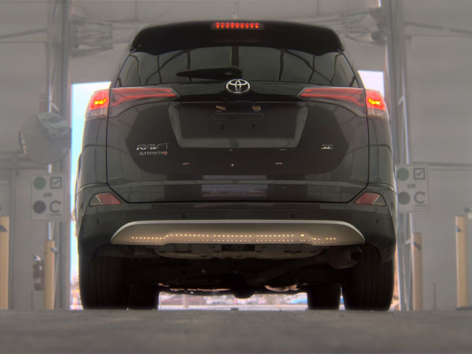 2016 Toyota RAV4 SE FWD