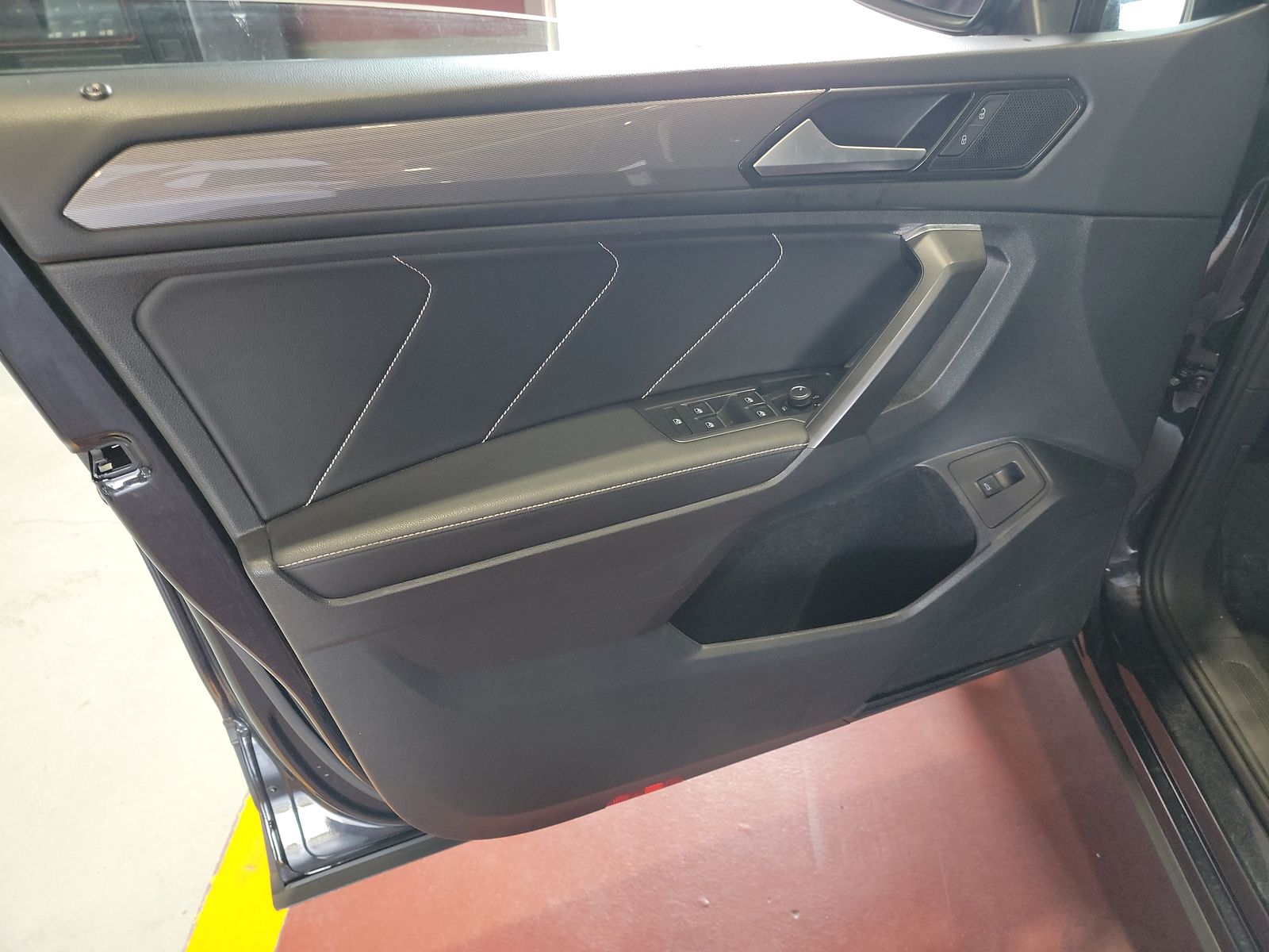 2022 Volkswagen Tiguan 2.0T SE AWD