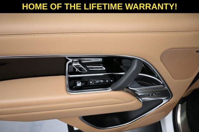 2023 Land Rover Range Rover SE AWD