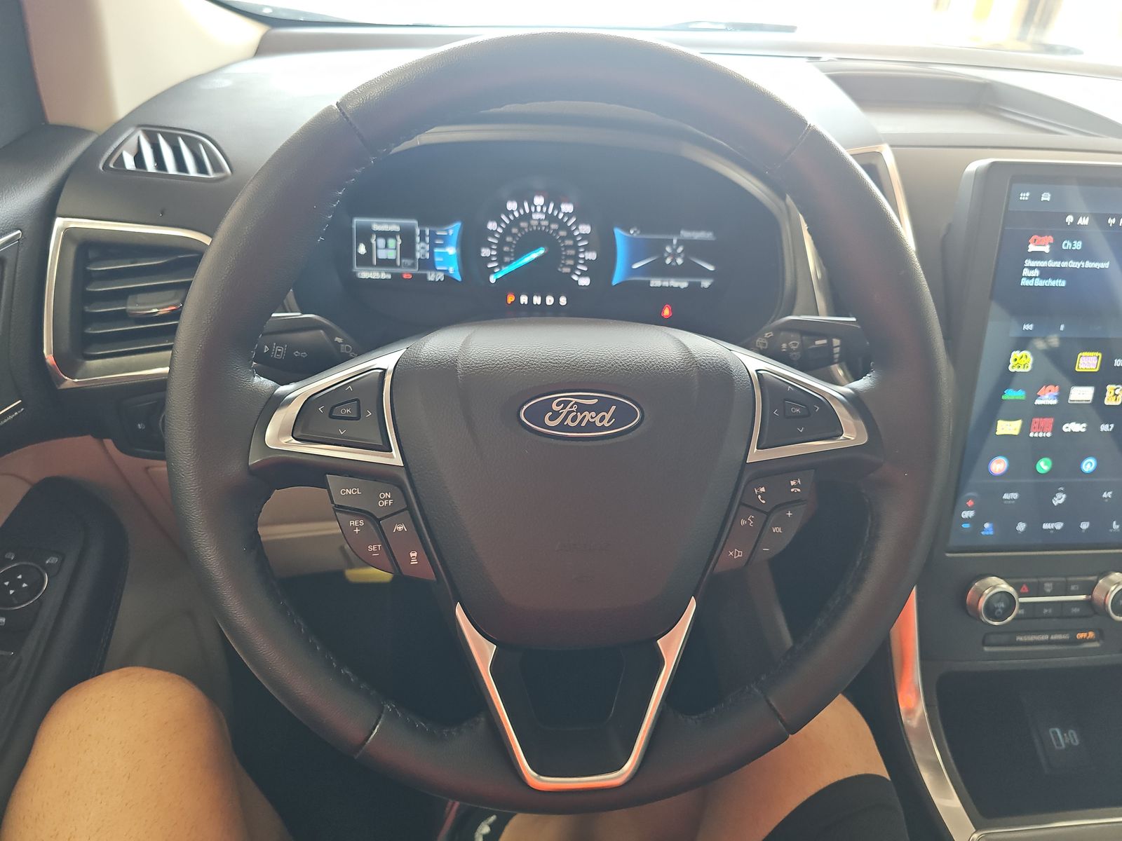2023 Ford Edge Titanium AWD