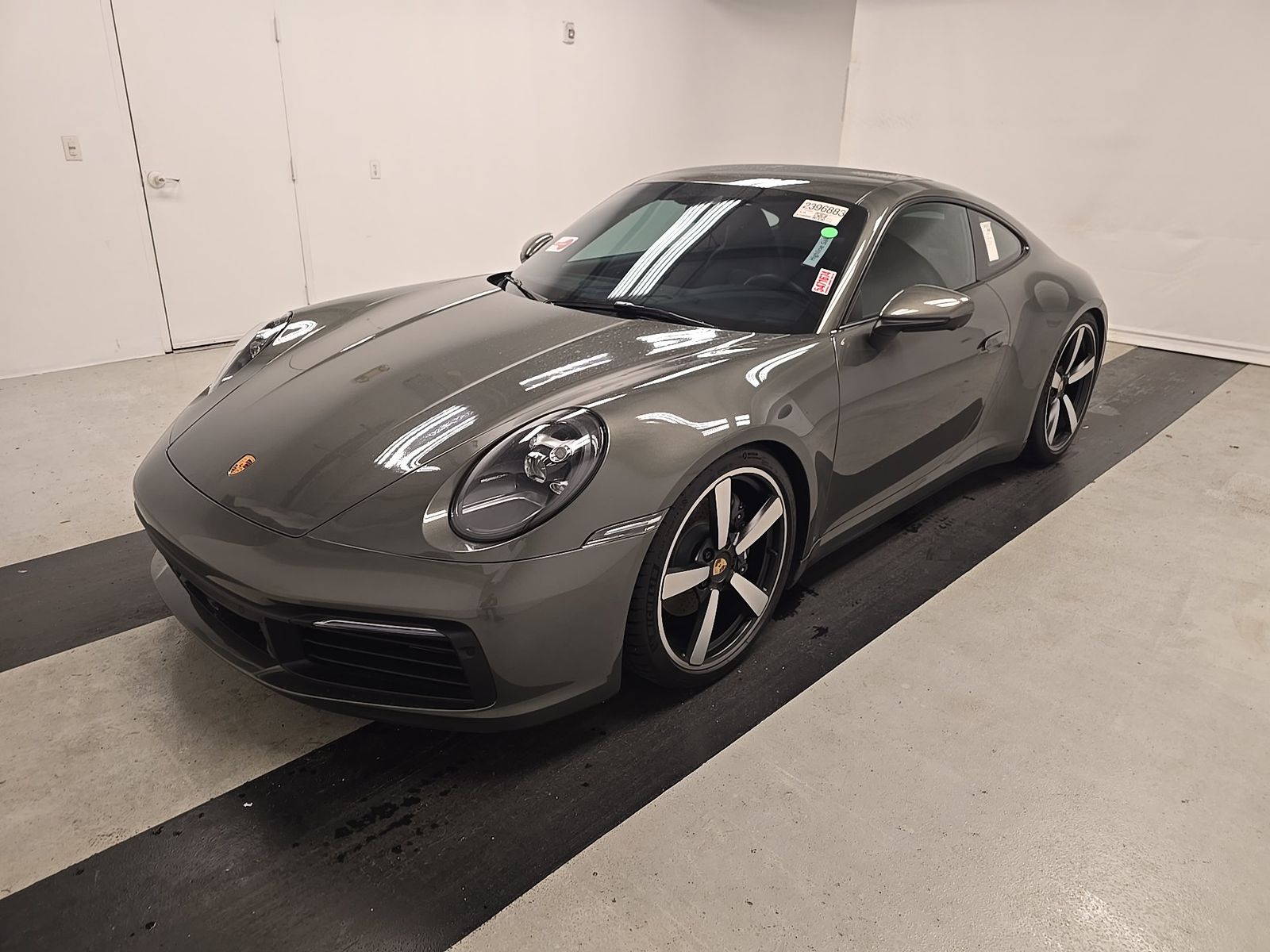 2022 Porsche 911 Carrera RWD