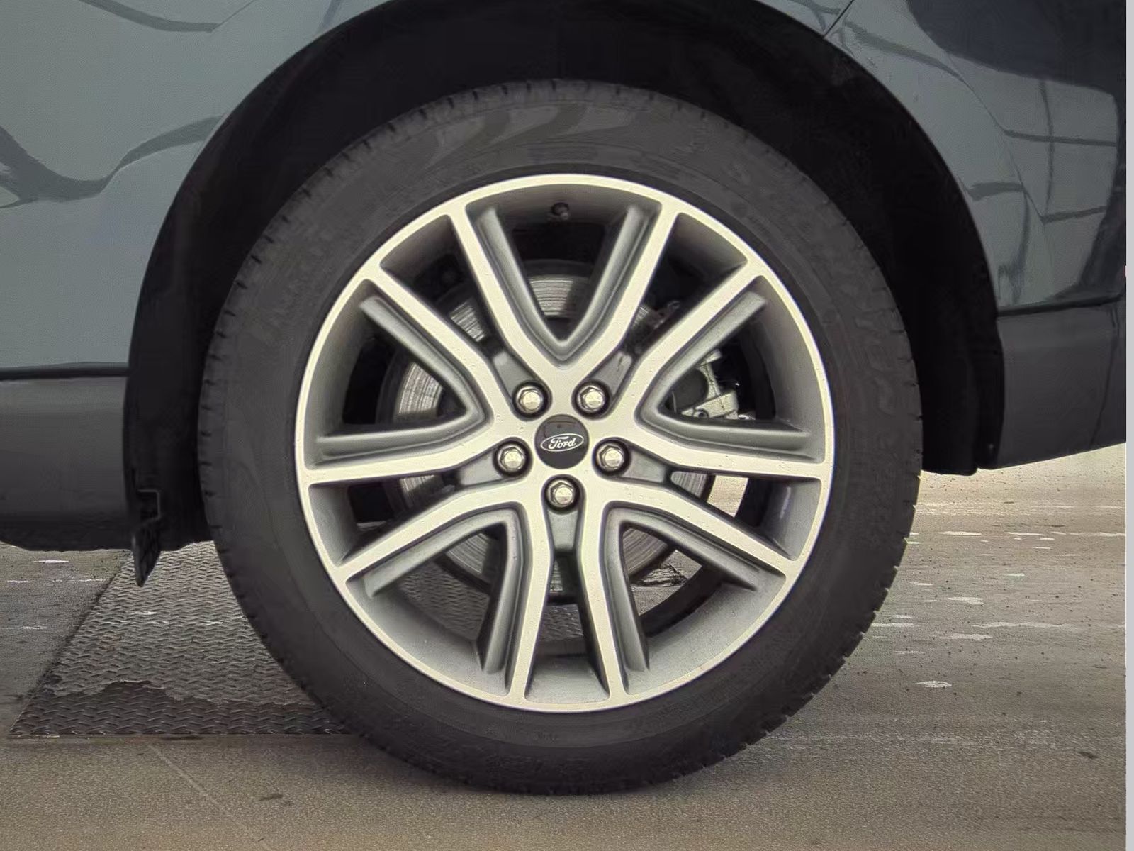 2023 Ford Edge Titanium AWD