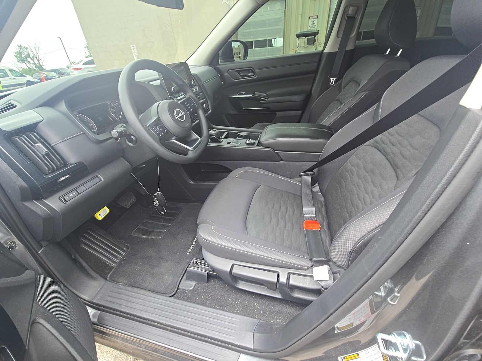 2025 Nissan Pathfinder S AWD