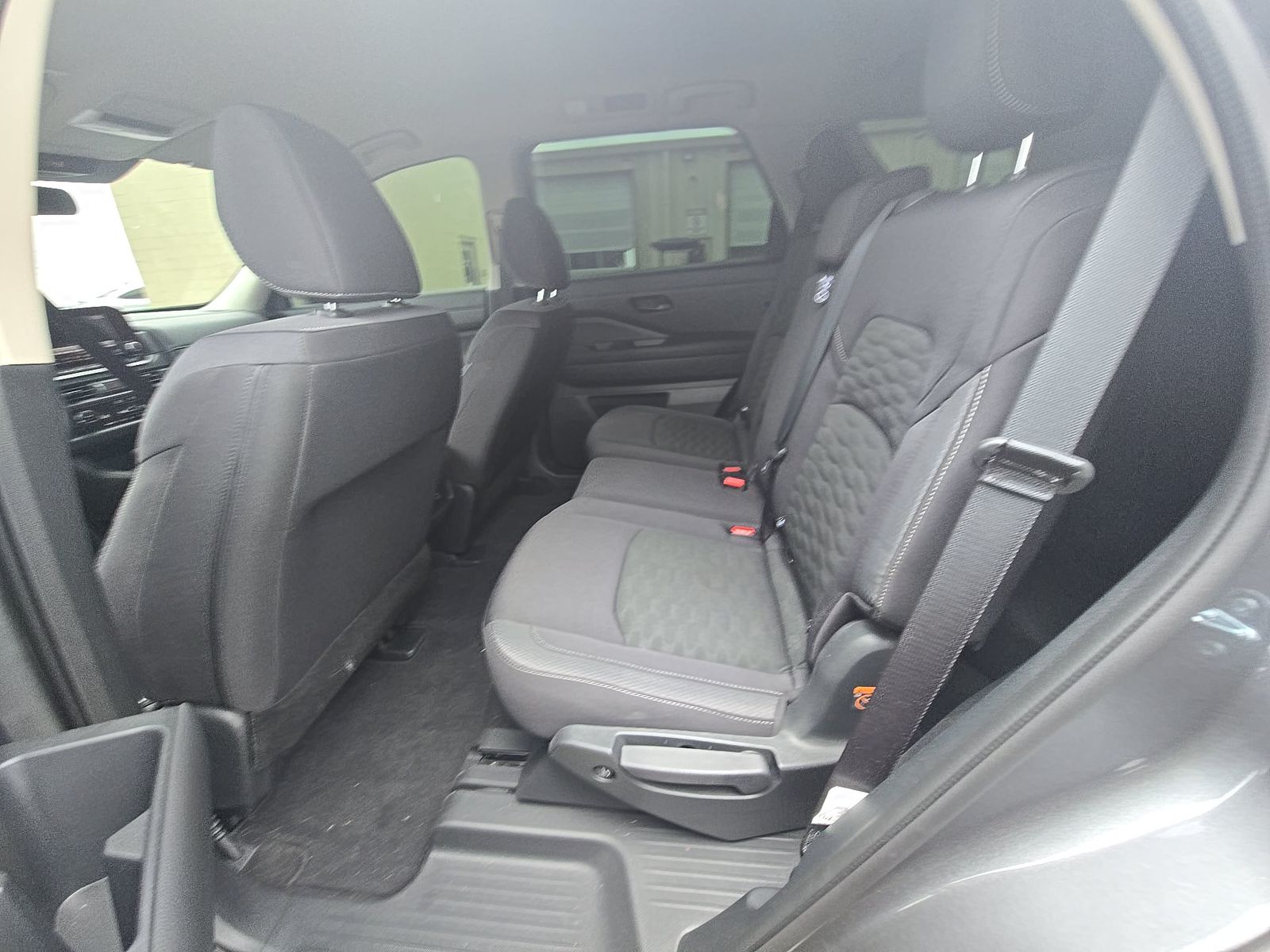 2025 Nissan Pathfinder S AWD