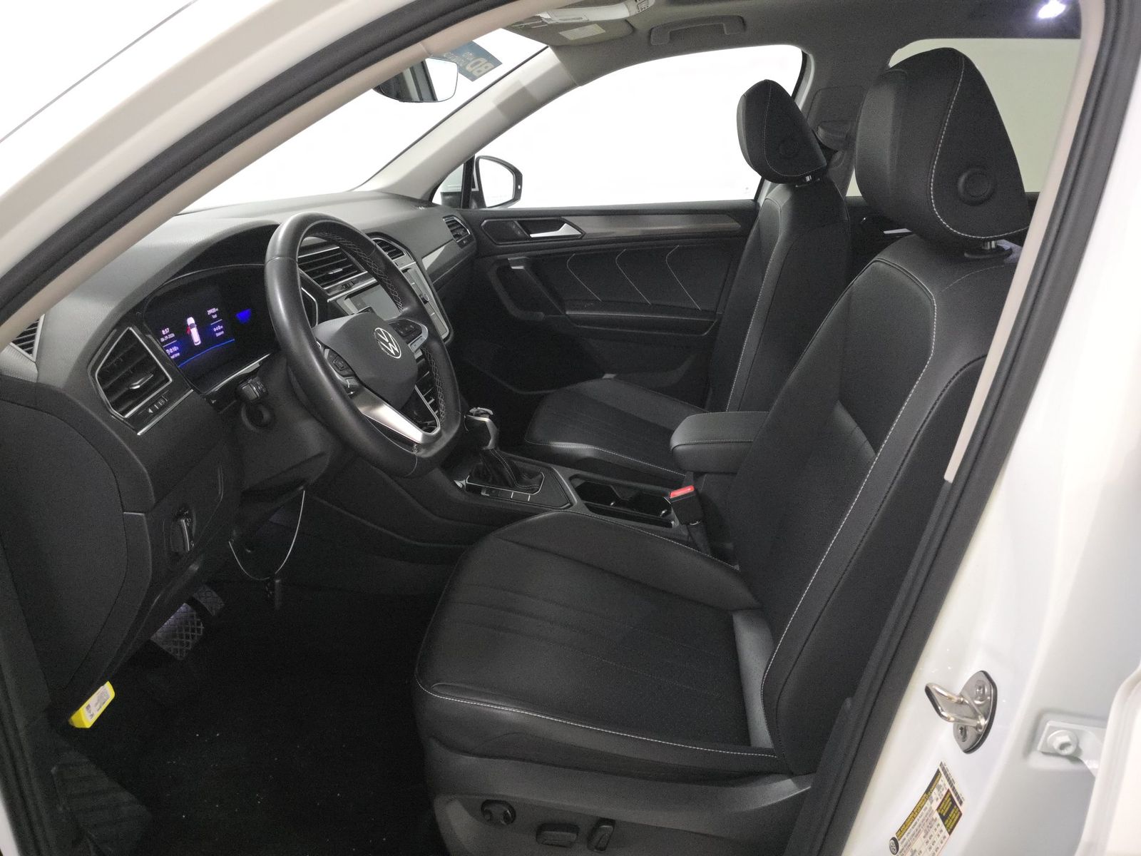 2023 Volkswagen Tiguan 2.0T SE FWD