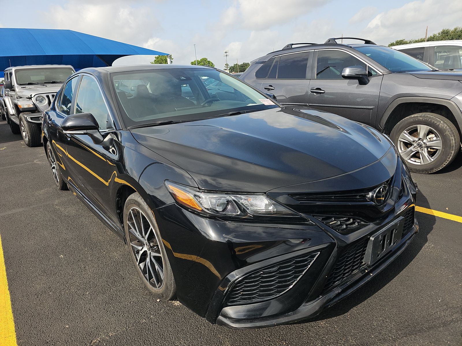 2023 Toyota Camry SE FWD