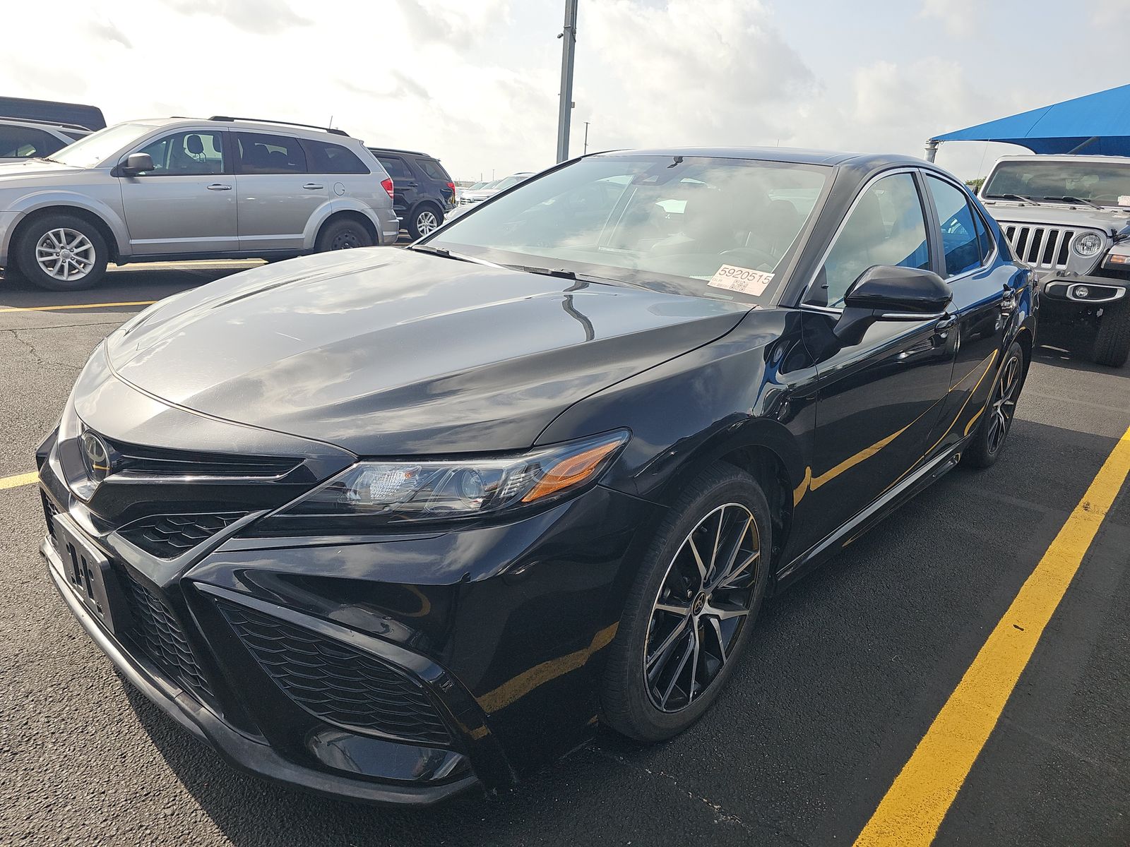 2023 Toyota Camry SE FWD