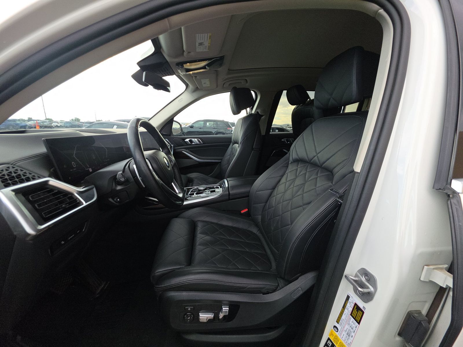 2024 BMW X7 xDrive40i AWD