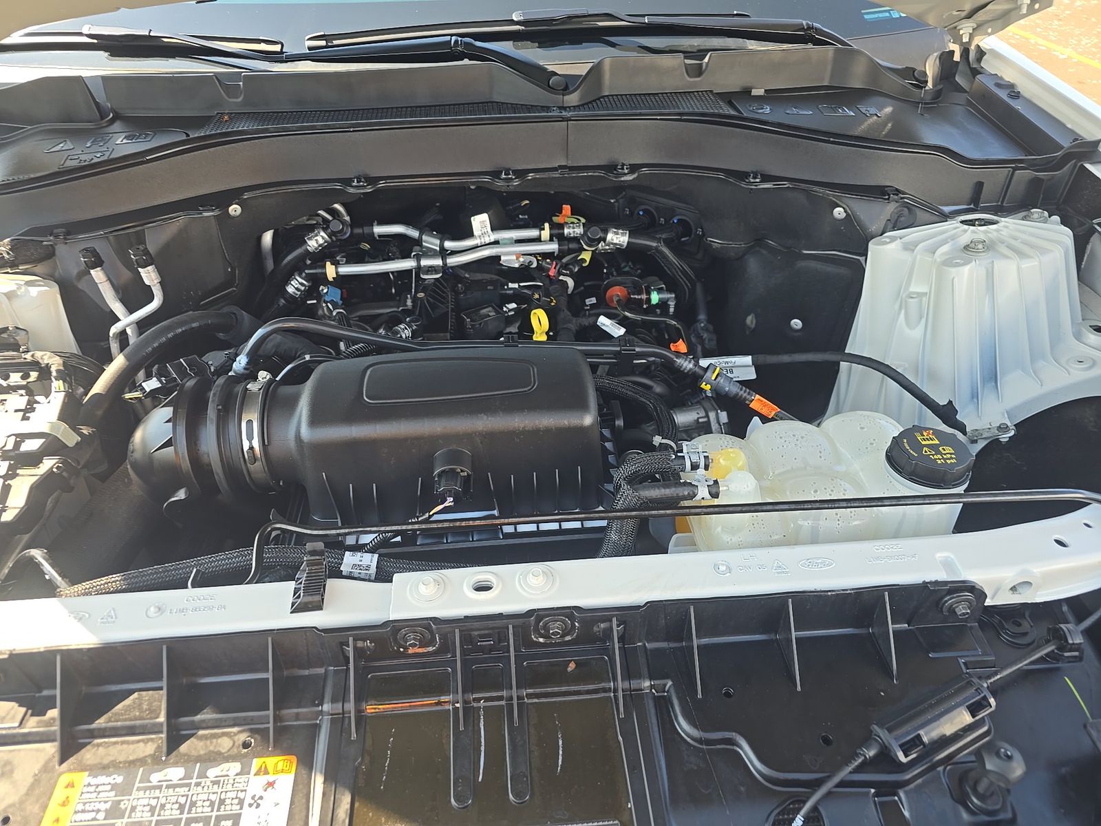 2023 Ford Explorer XLT AWD