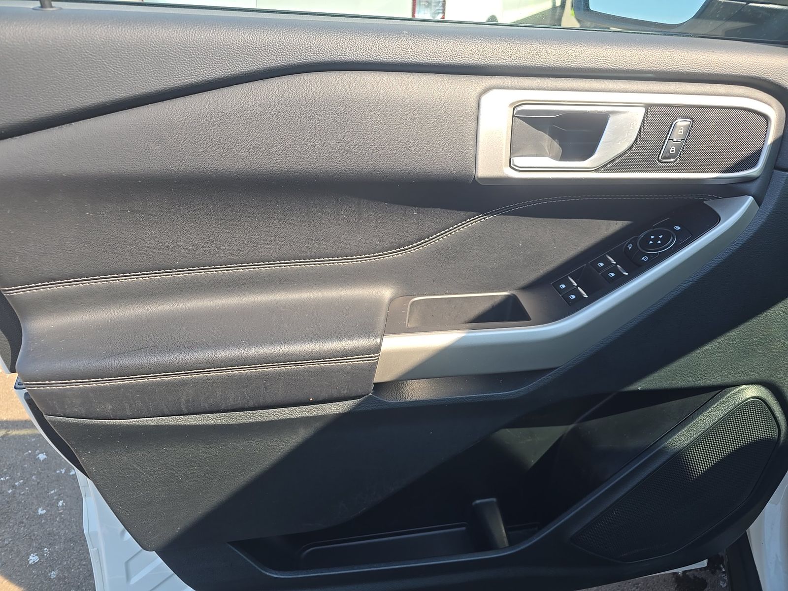 2023 Ford Explorer XLT AWD
