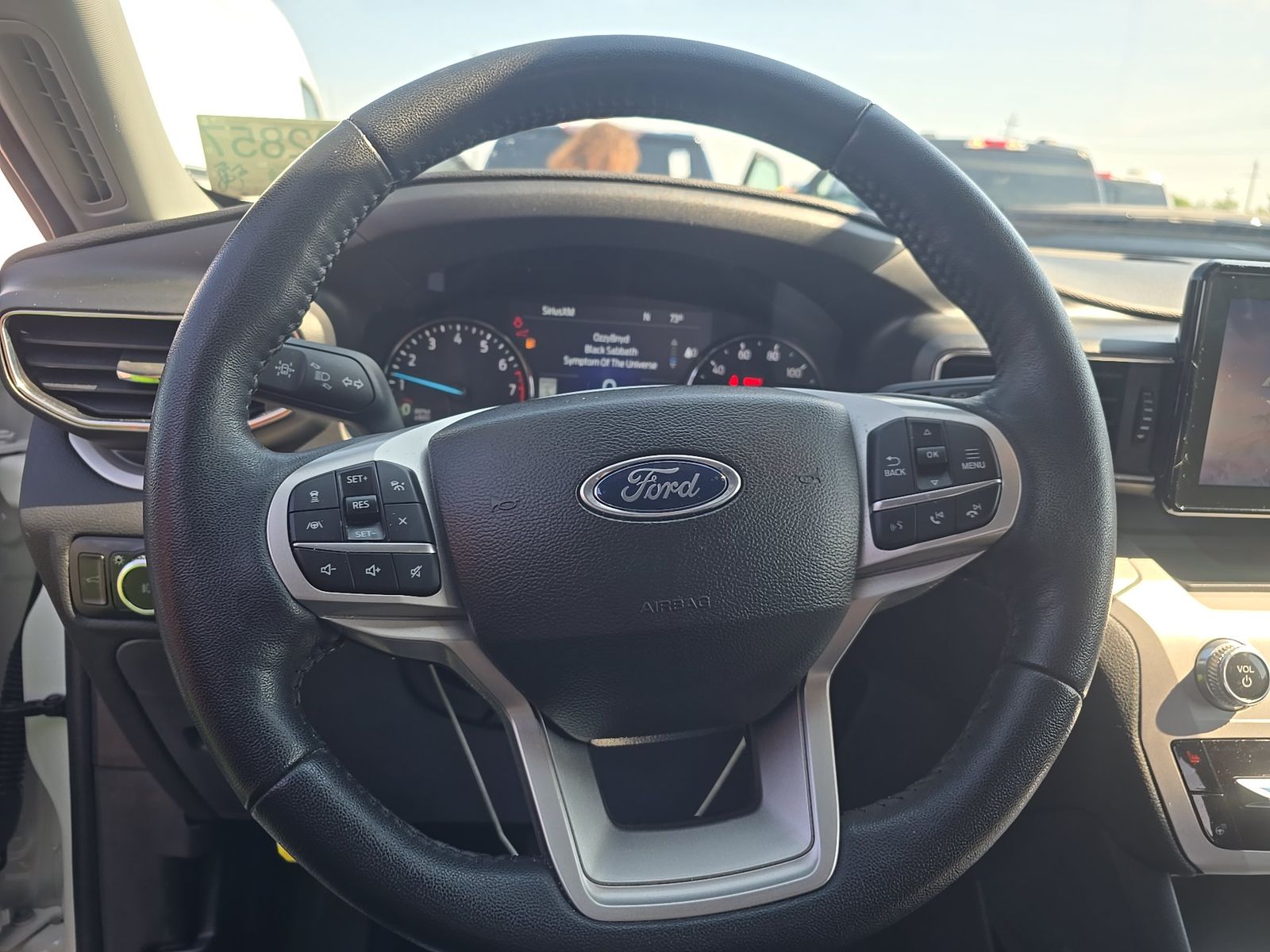 2023 Ford Explorer XLT AWD