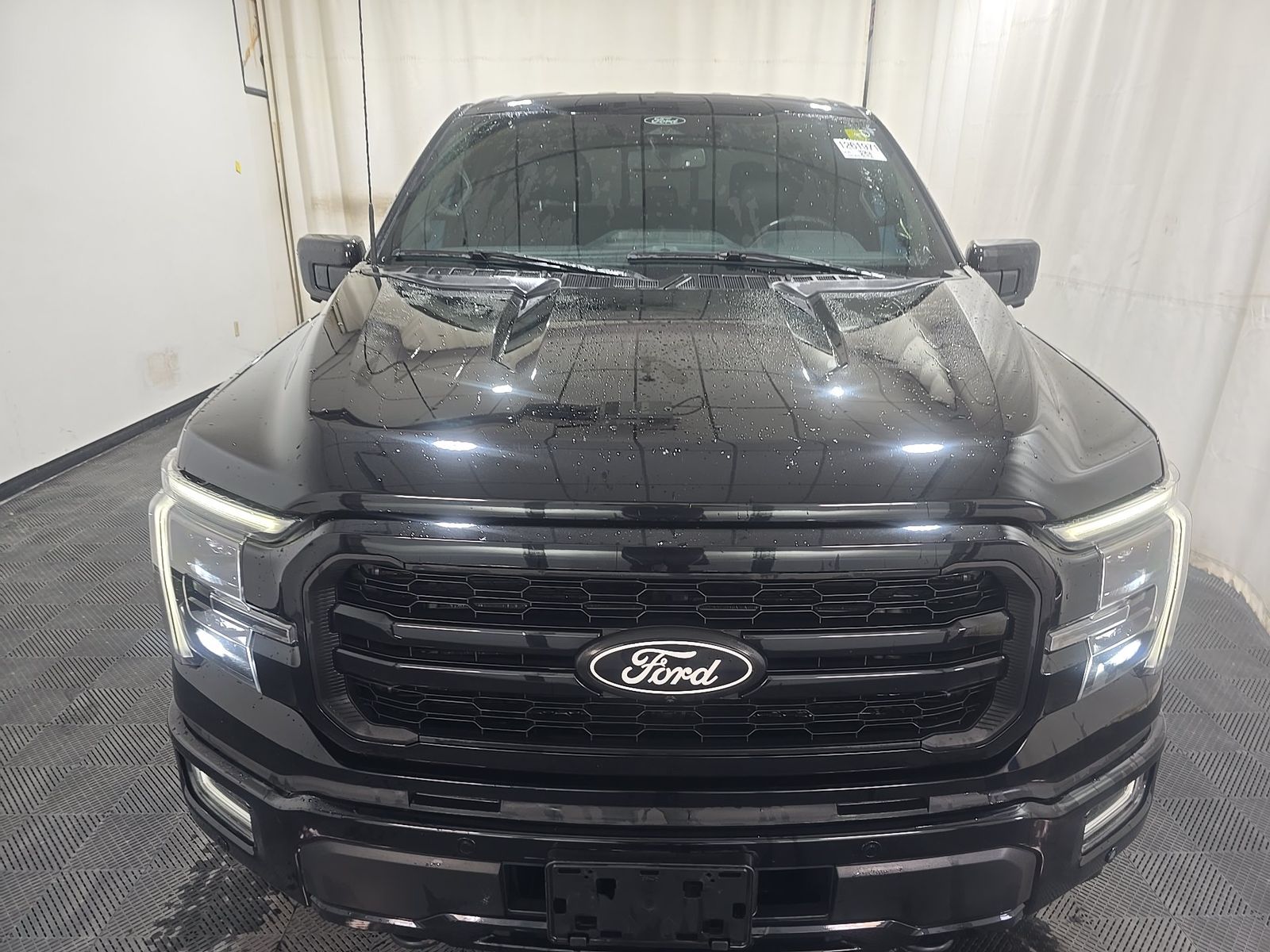 2024 Ford F-150 Lariat AWD