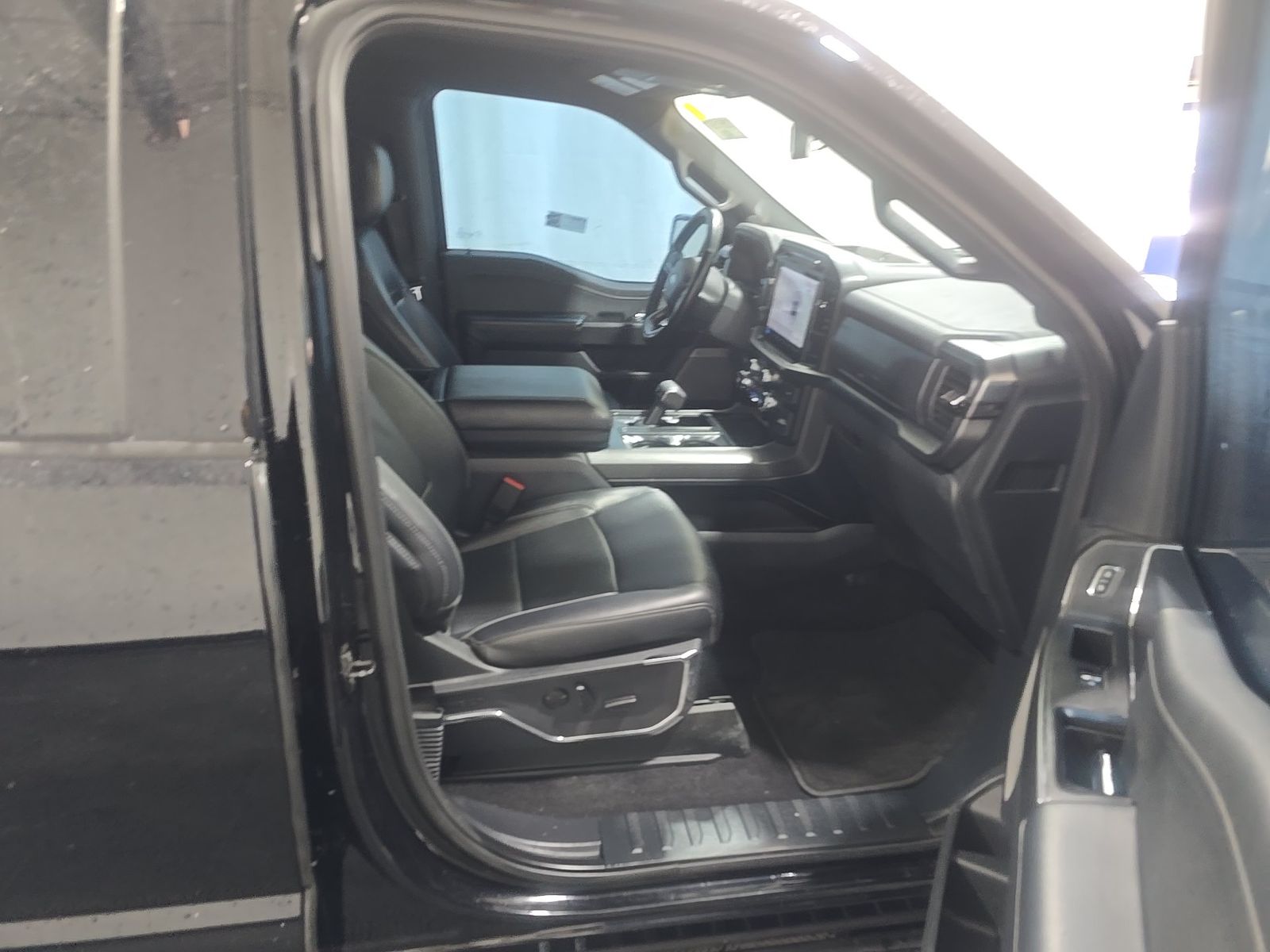 2024 Ford F-150 Lariat AWD