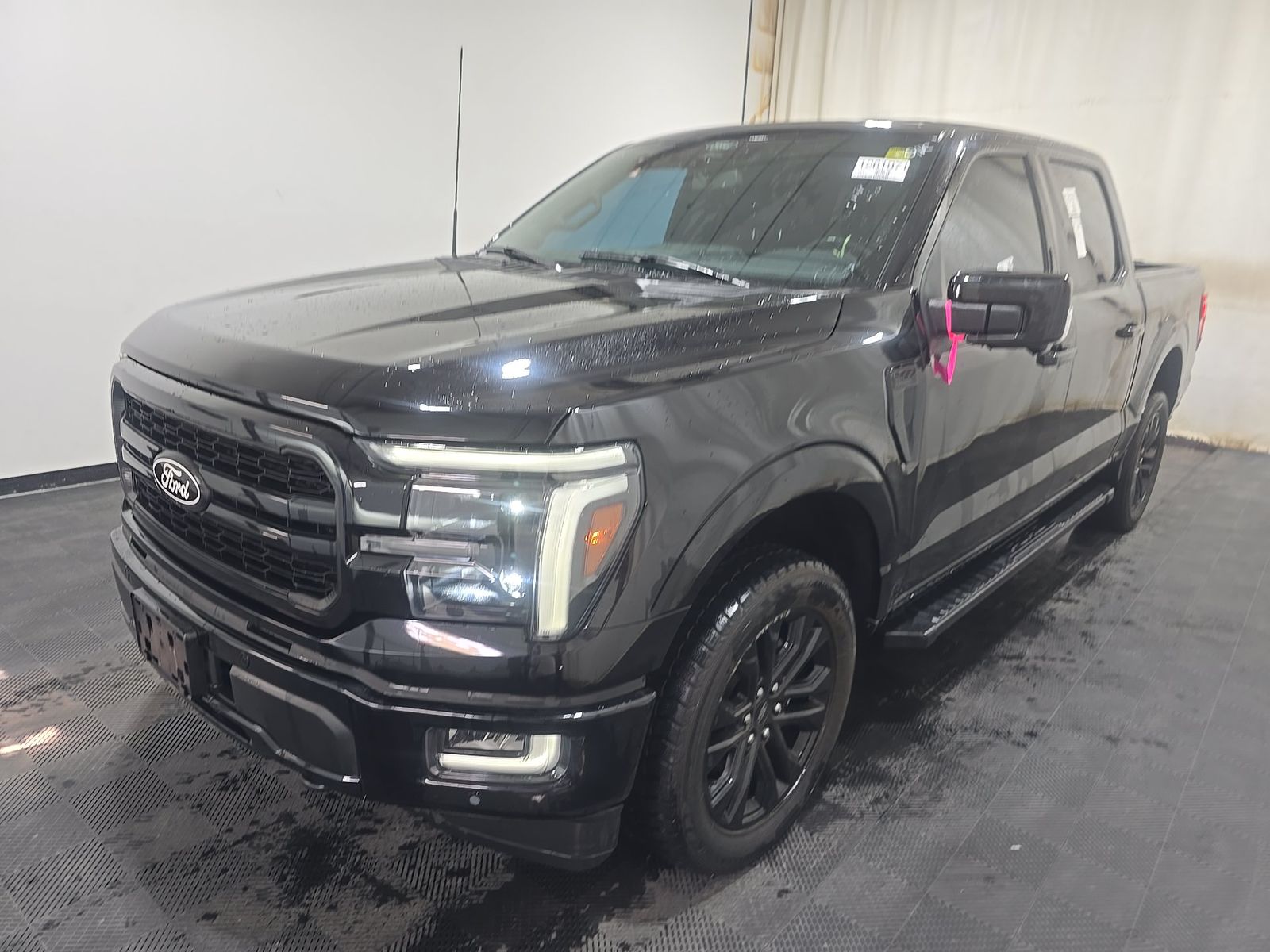 2024 Ford F-150 Lariat AWD
