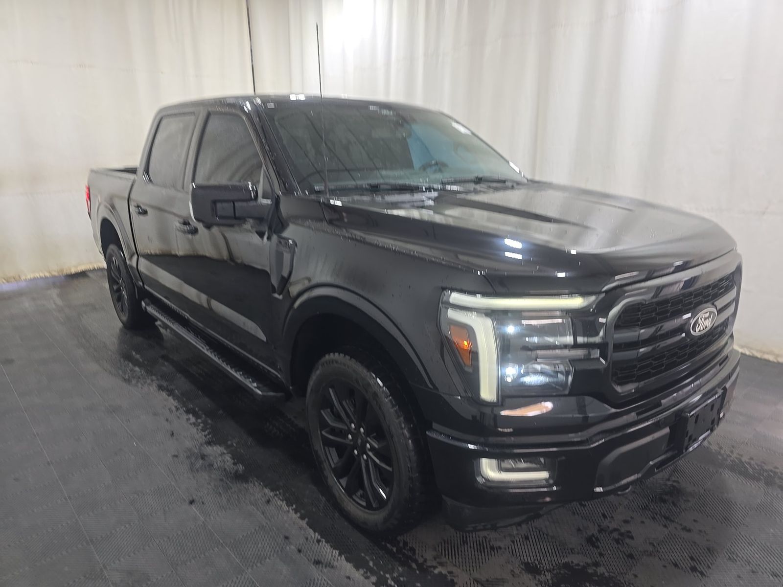 2024 Ford F-150 Lariat AWD