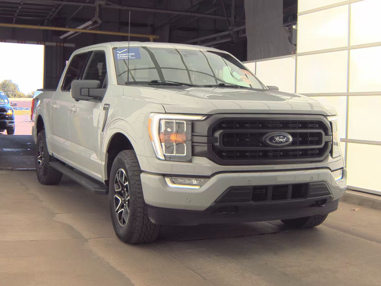 2023 Ford F-150 XLT AWD
