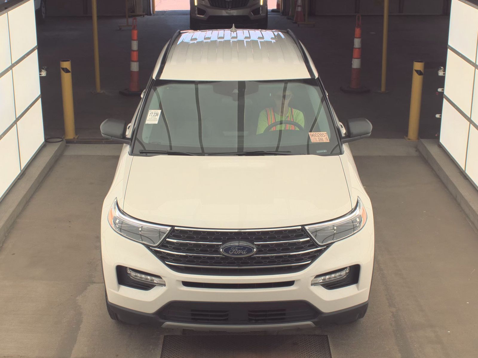 2023 Ford Explorer XLT AWD