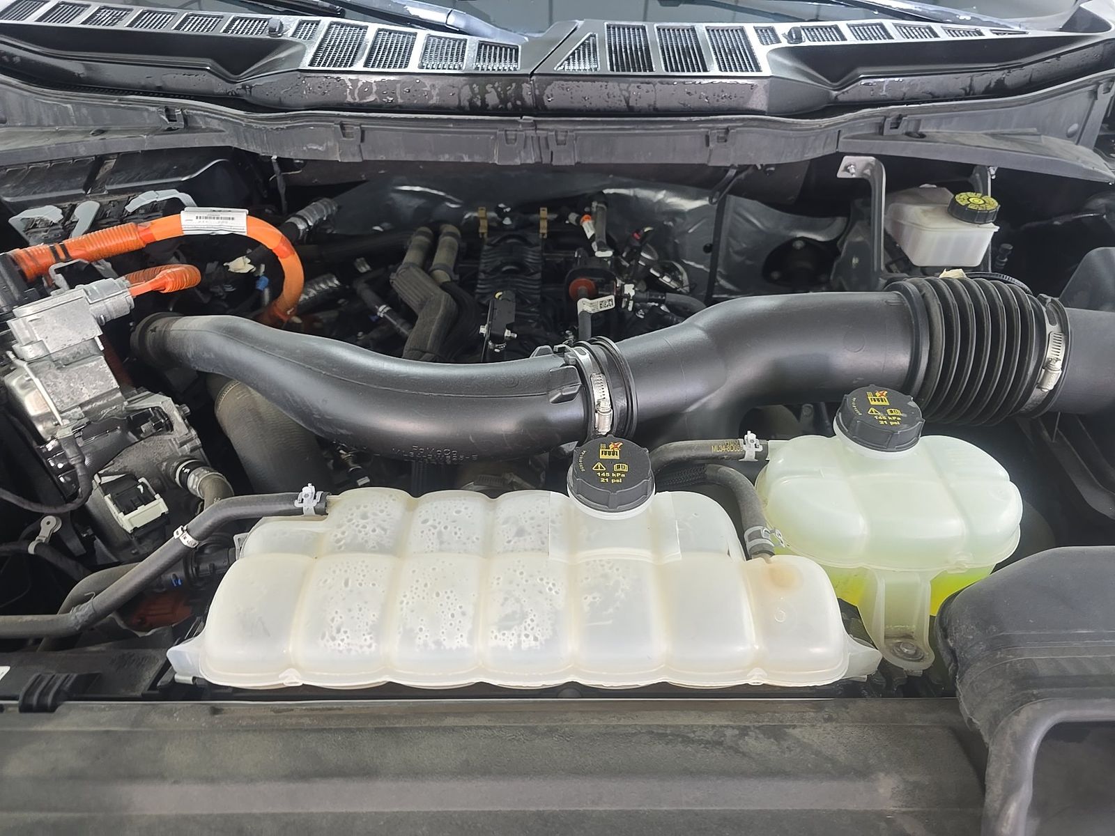 2024 Ford F-150 Hybrid Lariat AWD