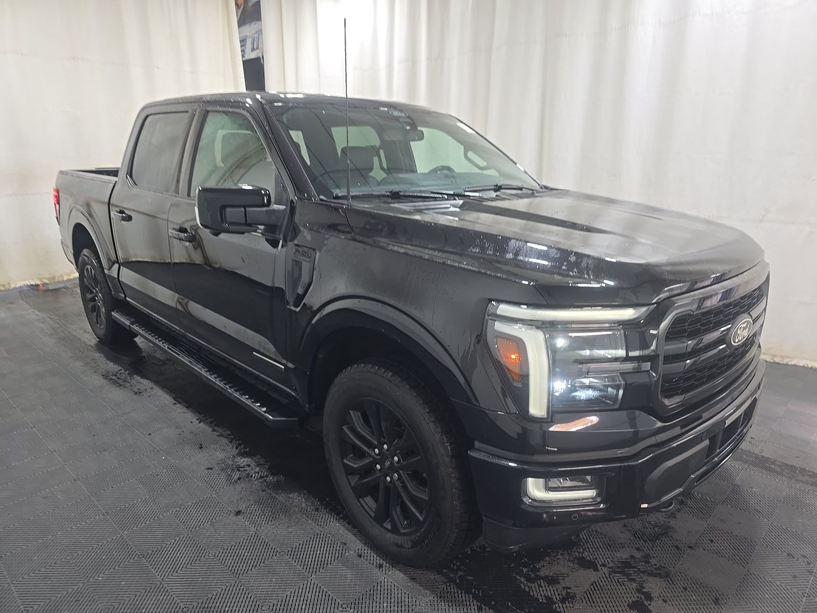 2024 Ford F-150 Hybrid Lariat AWD