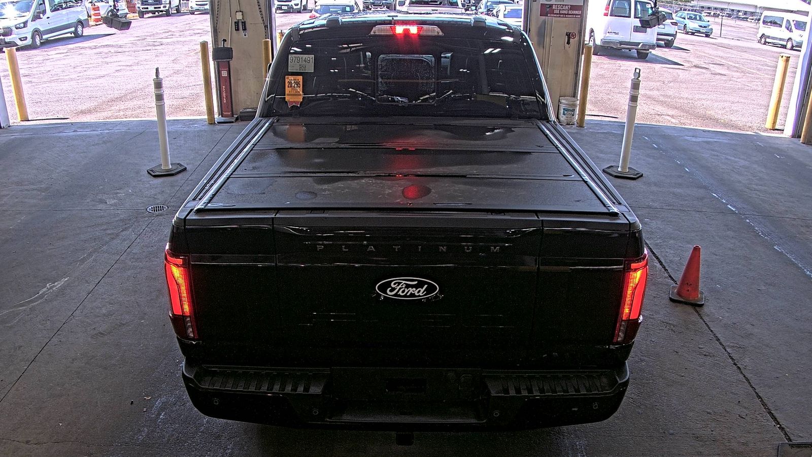 2025 Ford F-150 Hybrid Platinum AWD