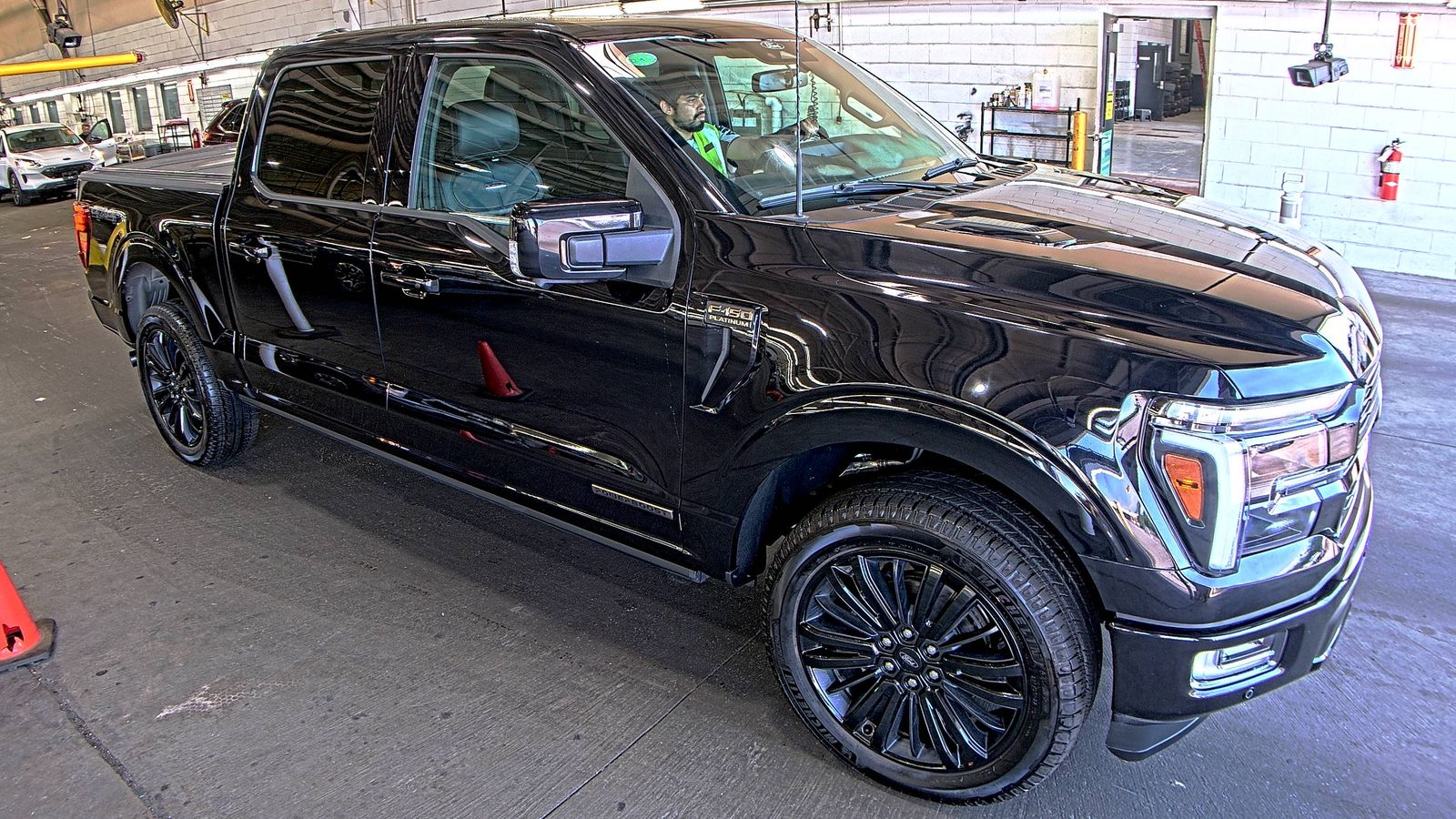 2025 Ford F-150 Hybrid Platinum AWD