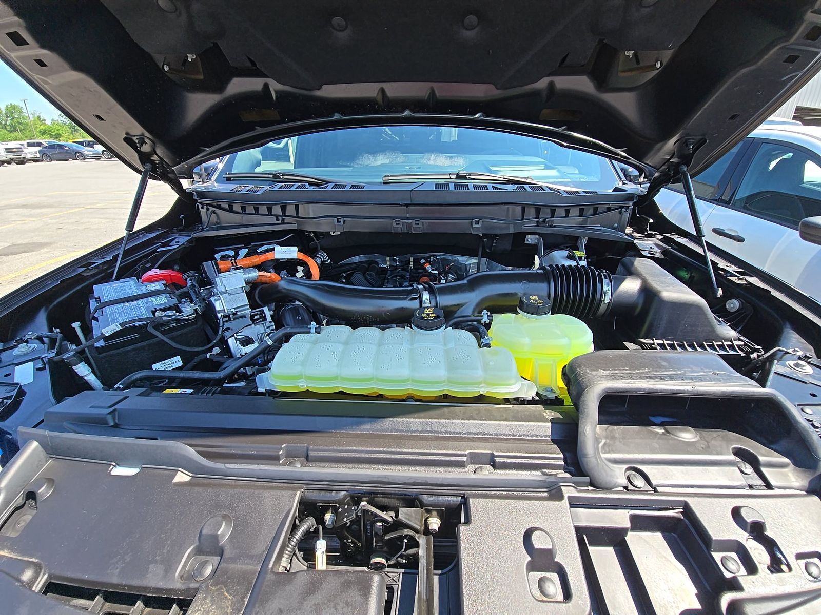 2025 Ford F-150 Hybrid Platinum AWD