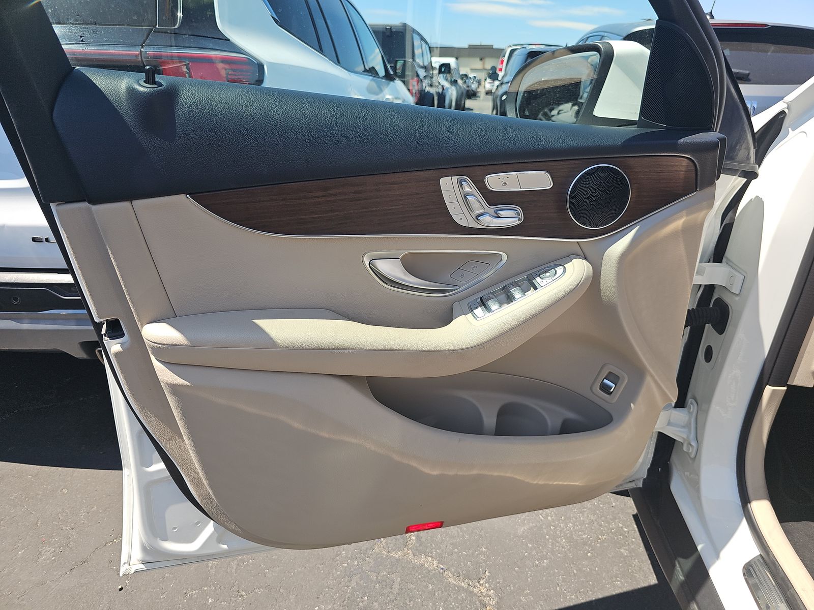 2022 Mercedes-Benz GLC GLC 300 RWD