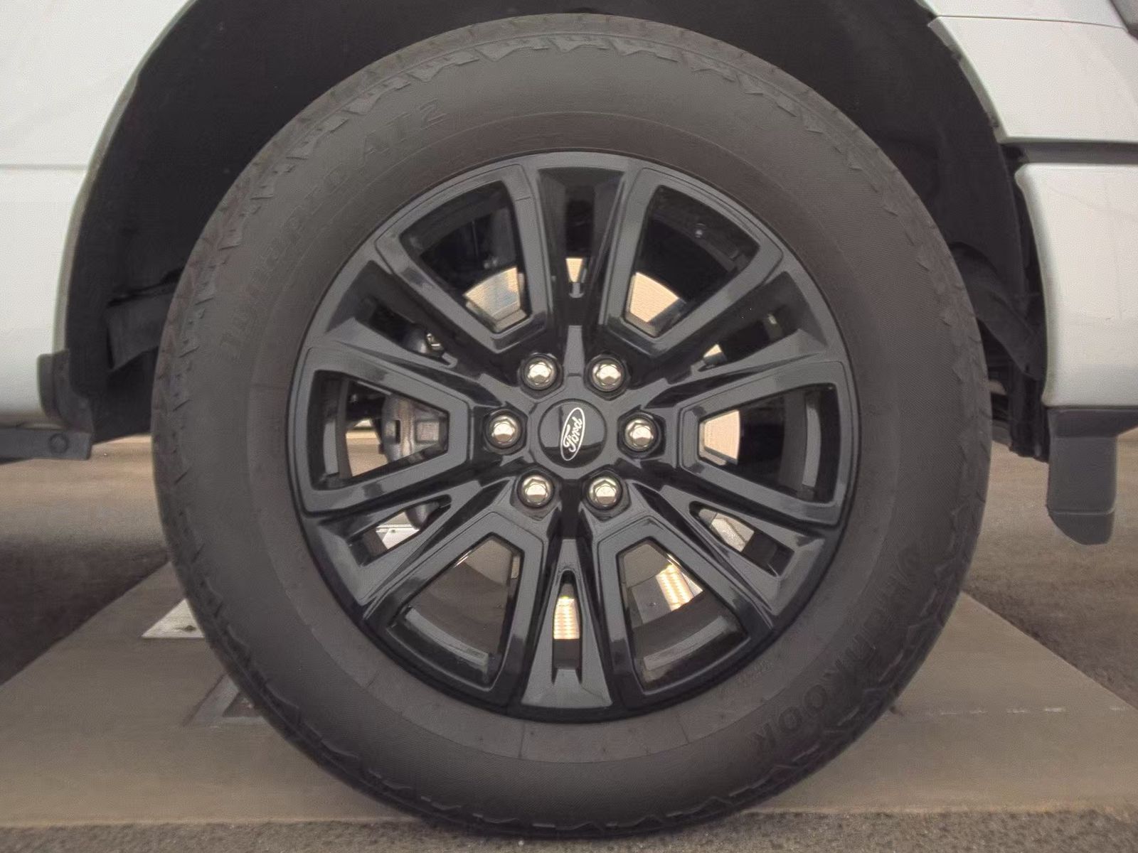 2025 Ford F-150 Platinum AWD