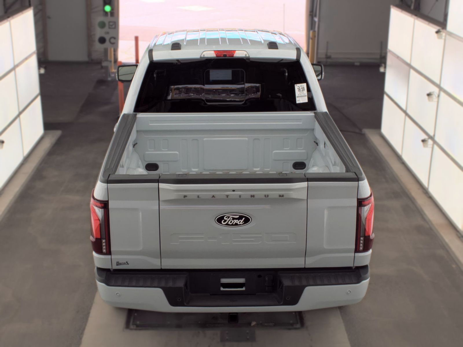 2025 Ford F-150 Platinum AWD