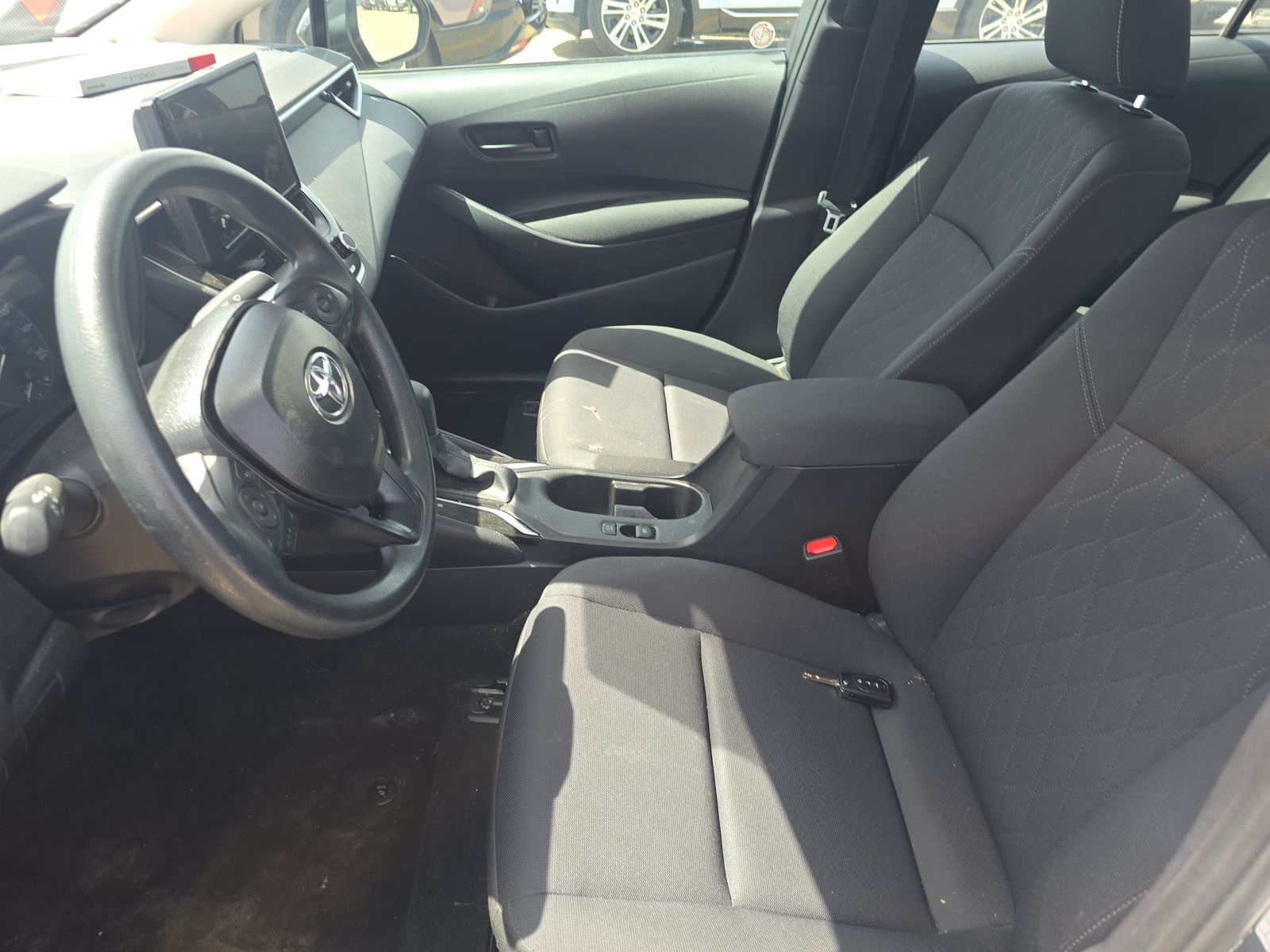 2025 Toyota Corolla LE FWD