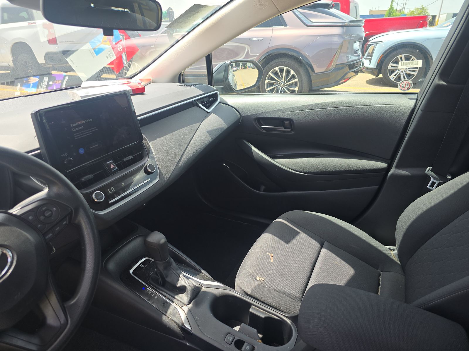 2025 Toyota Corolla LE FWD
