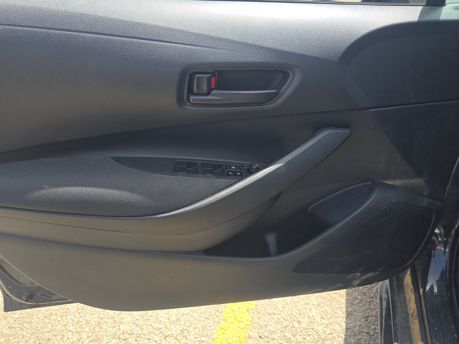 2025 Toyota Corolla LE FWD