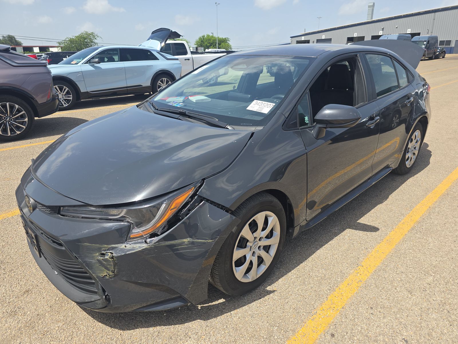 2025 Toyota Corolla LE FWD