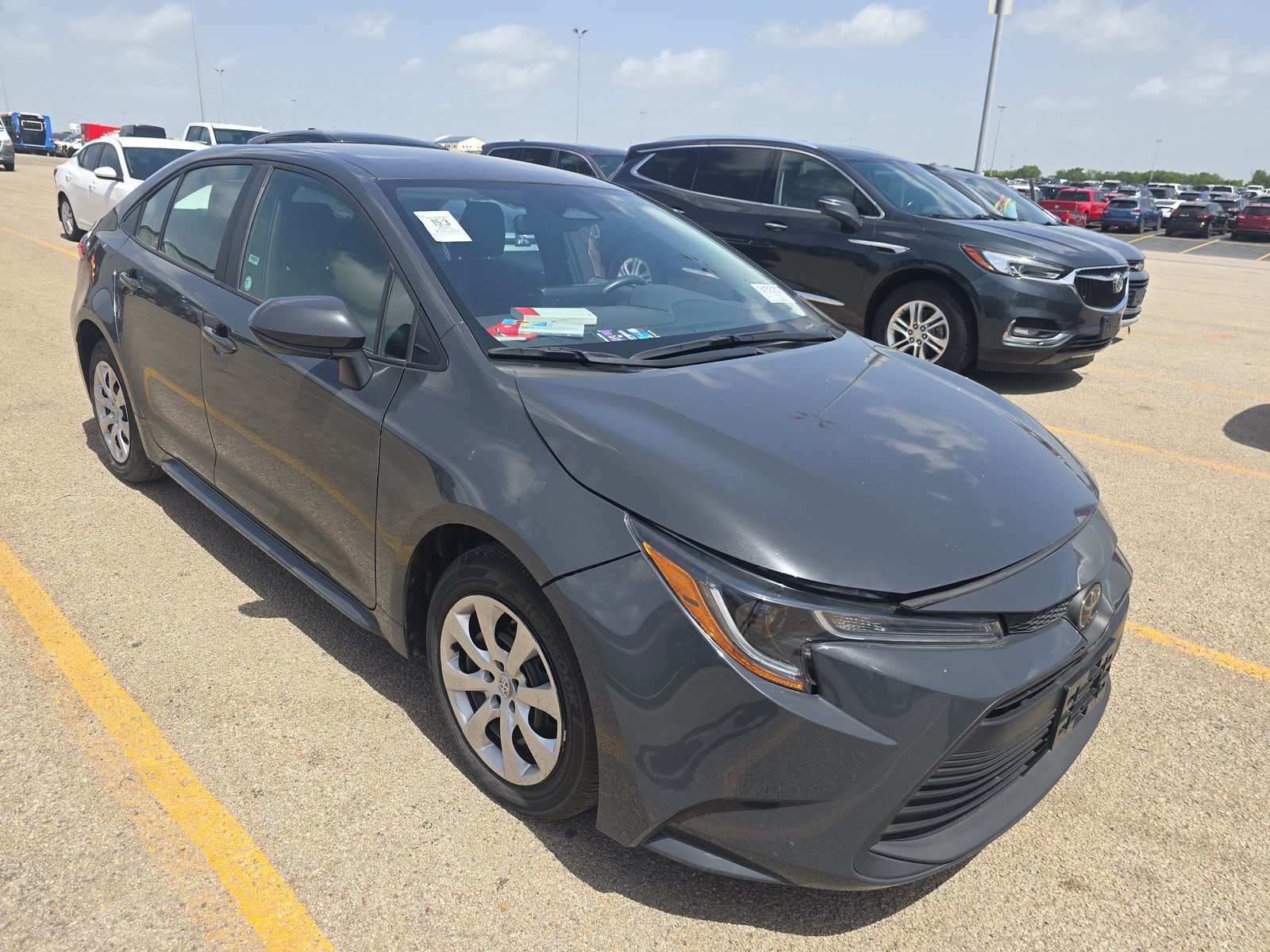 2025 Toyota Corolla LE FWD