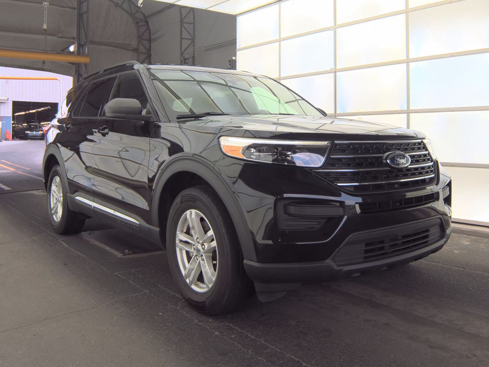 2020 Ford Explorer XLT AWD