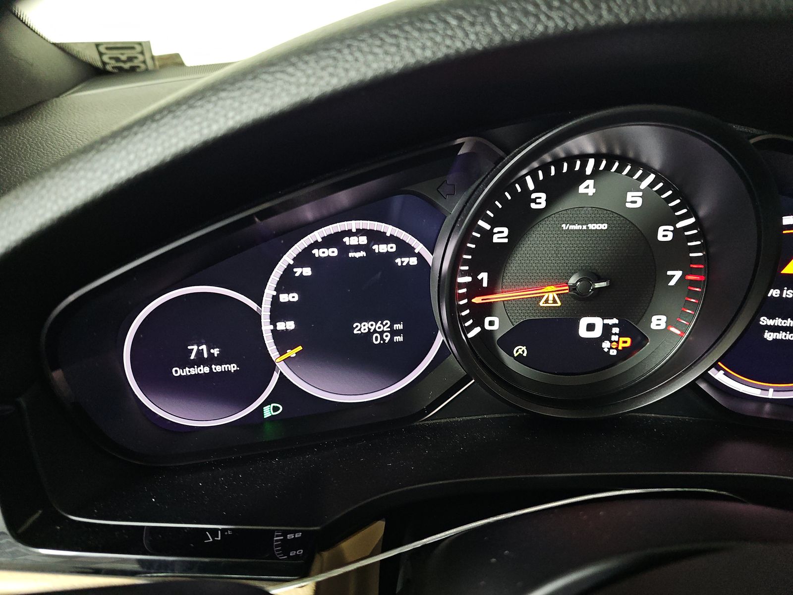 2022 Porsche Cayenne Platinum Edition AWD